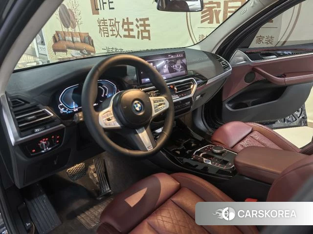 BMW iX3 2023 Черный из Китая