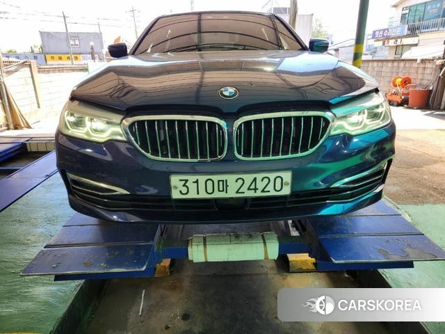 BMW 5 Series (G30) 2020 Синий из Кореи