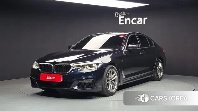 BMW 5 Series (G30) 2018 Черный из Кореи