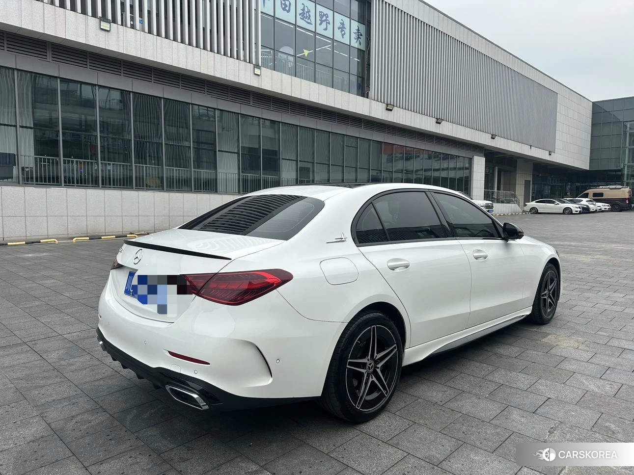Mercedes-Benz Class C 2023 Белый из Китая