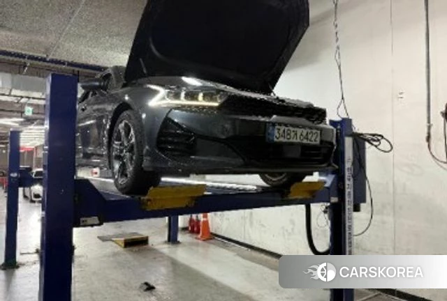 Kia K5 3rd generation 2022 Серый из Кореи