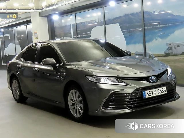 Toyota Camry (XV70) 2022 Серый из Кореи