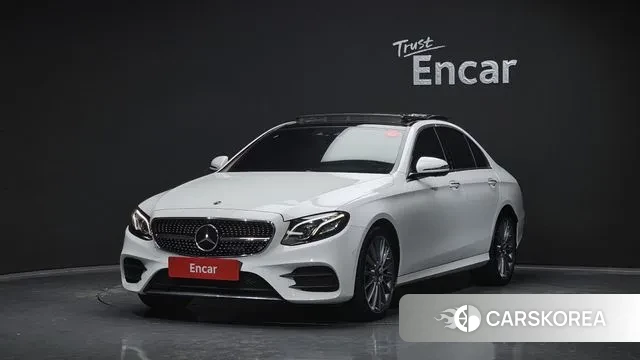 Mercedes-Benz E-Class W213 2019 Белый из Кореи