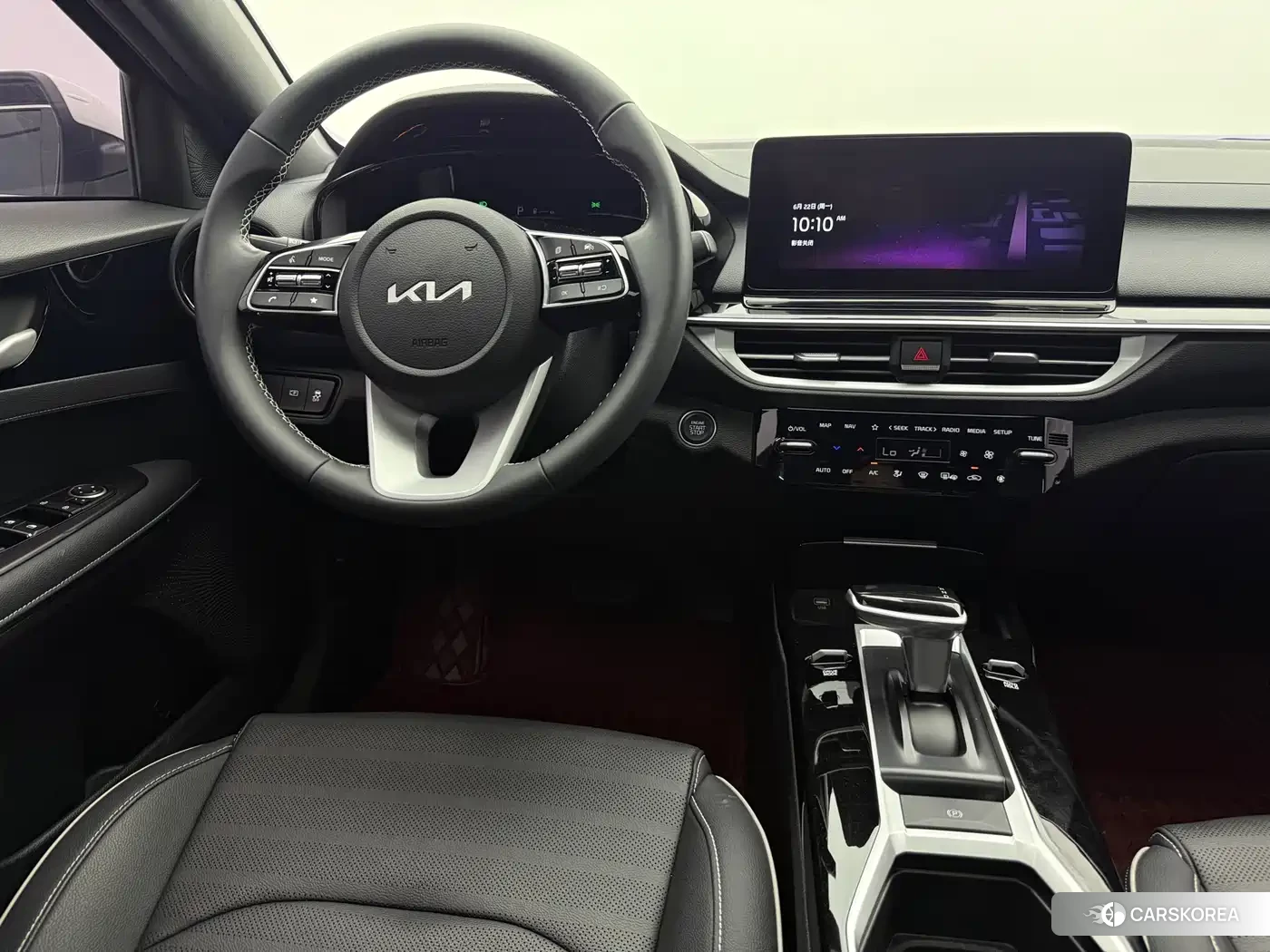 Kia K3 2024 Белый из Китая