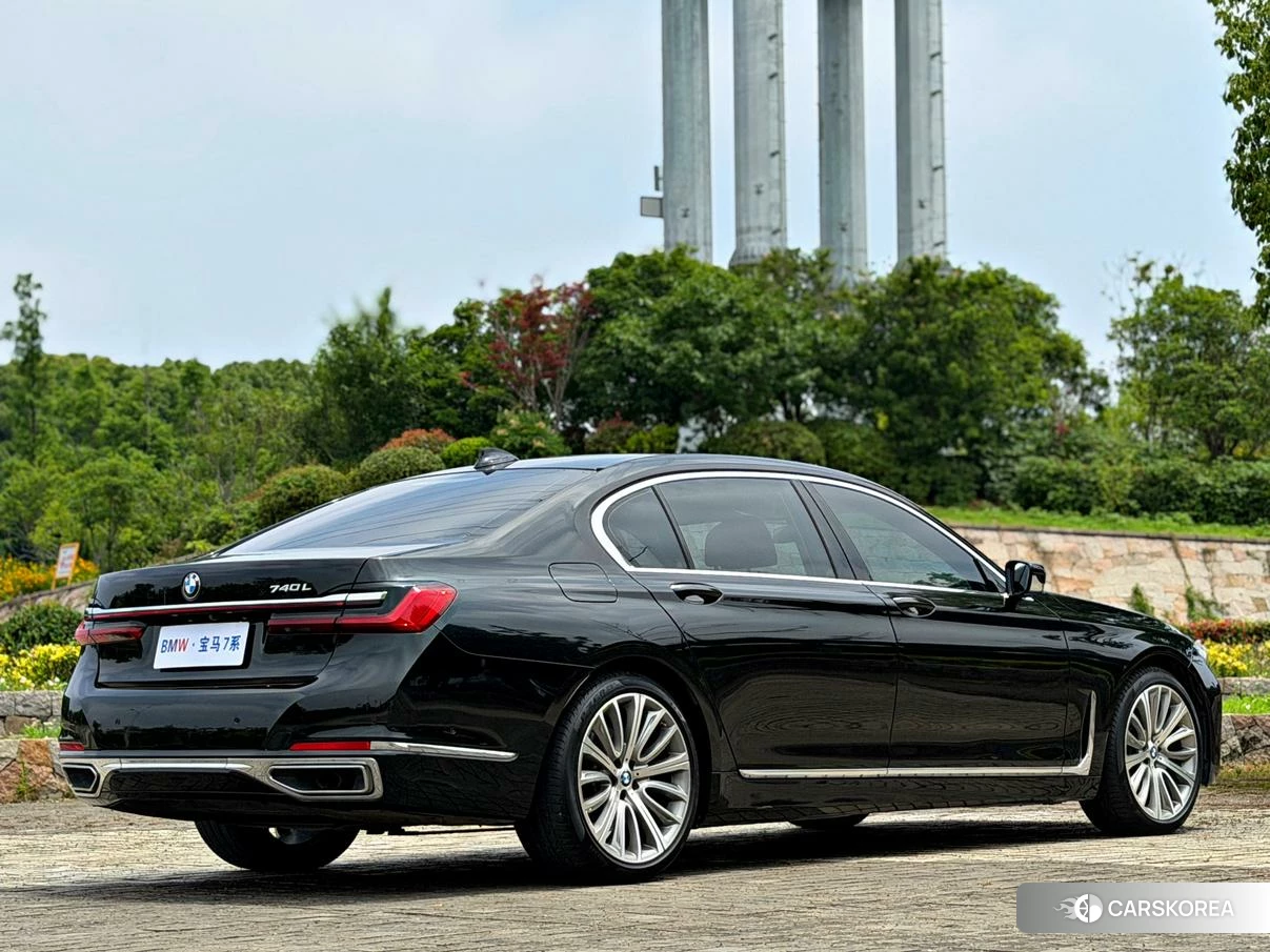 BMW 7 series 2021 Черный из Китая