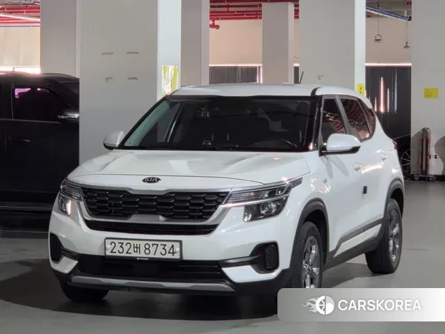 Kia Seltos 2021 Белый из Кореи