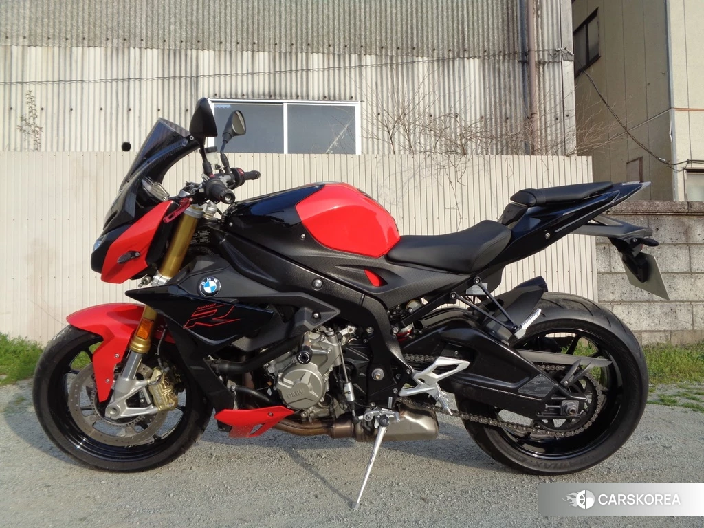 Проданный BMW S1000R 2018 из Японии