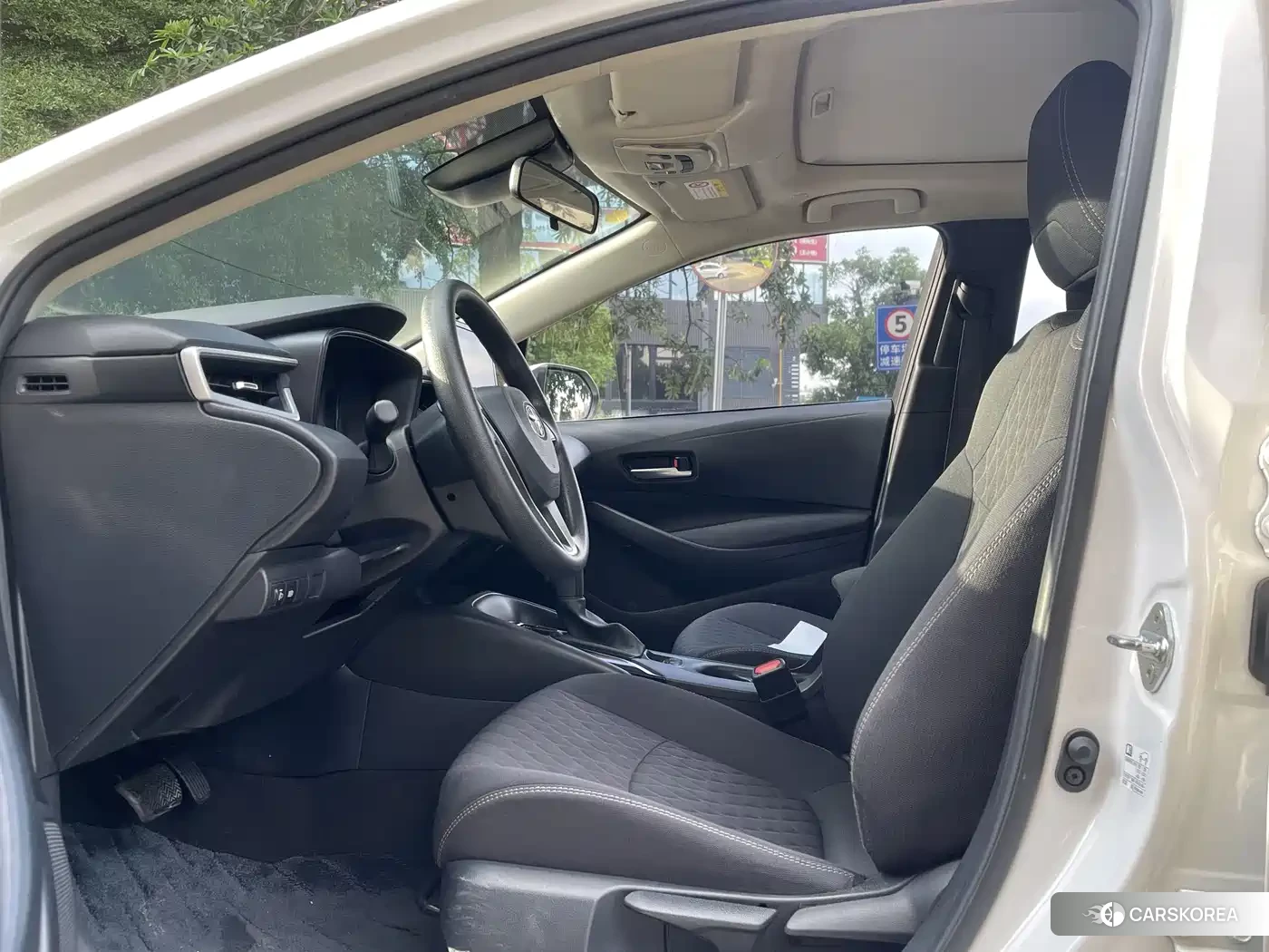 Toyota Allion 2023 Белый из Китая