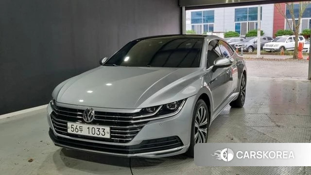 Volkswagen Arteon 2019 Серебристо-серый из Кореи