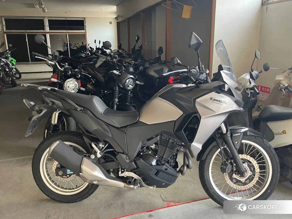 Проданный Kawasaki VERSYS-X 250 ABS 2017 из Японии