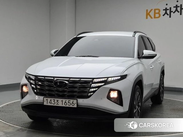 Hyundai Tucson (NX4) 2023 Белый из Кореи