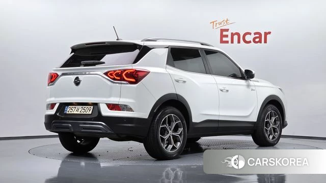 Ssangyong Beautiful Korando 2021 Белый из Кореи