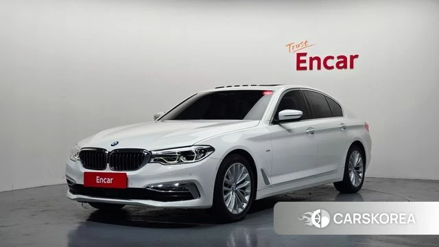 BMW 5 Series (G30) 2018 Белый из Кореи