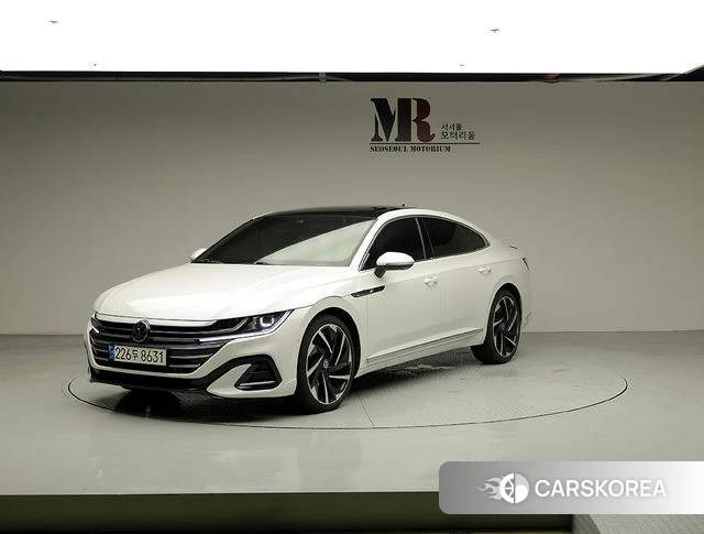 Volkswagen Arteon 2023 Белый из Кореи