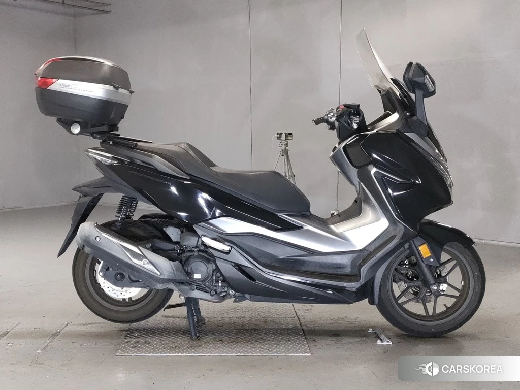Проданный Honda FORZA 2018 из Японии, фото 2