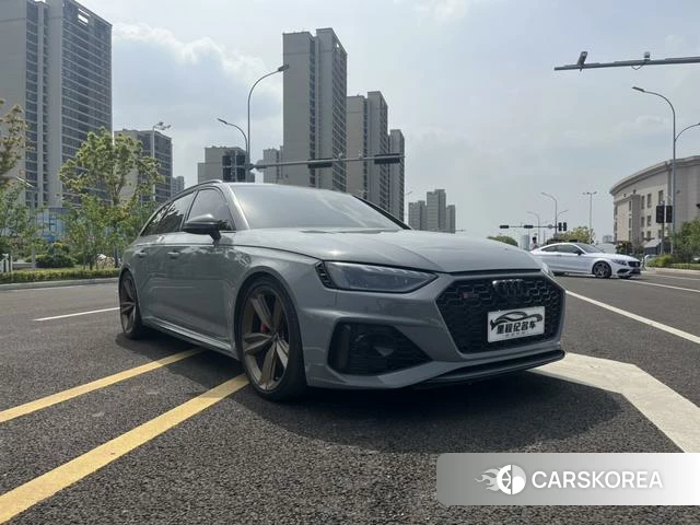 Audi RS 4 2023 Другой из Китая
