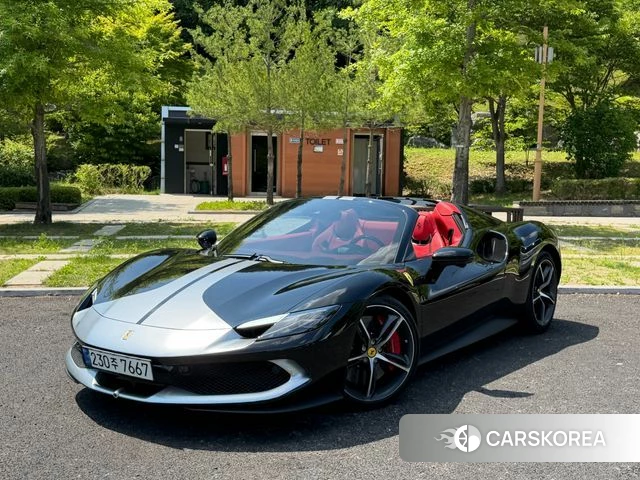 Ferrari 296 GTS 2024 Черный из Кореи