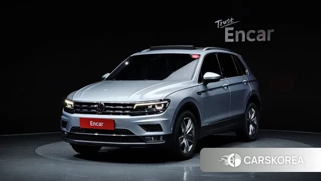 Volkswagen Tiguan second Generation 2018 Серебряный из Кореи