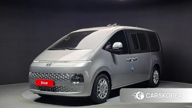 Hyundai Staria 2023 Серебряный из Кореи