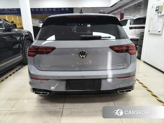 Volkswagen Golf 2023 Темно-серый из Китая