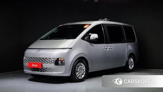 Hyundai Staria 2021 Серебряный из Кореи
