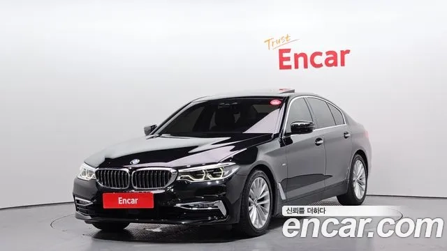 BMW 5 Series (G30) 2018 Черный из Кореи