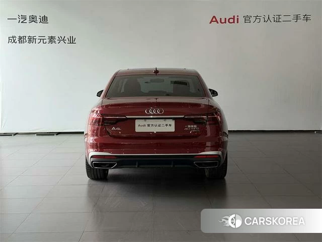Audi A4L 2021 Красный из Китая