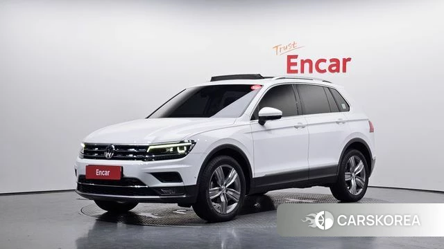 Volkswagen Tiguan second Generation 2018 Белый из Кореи