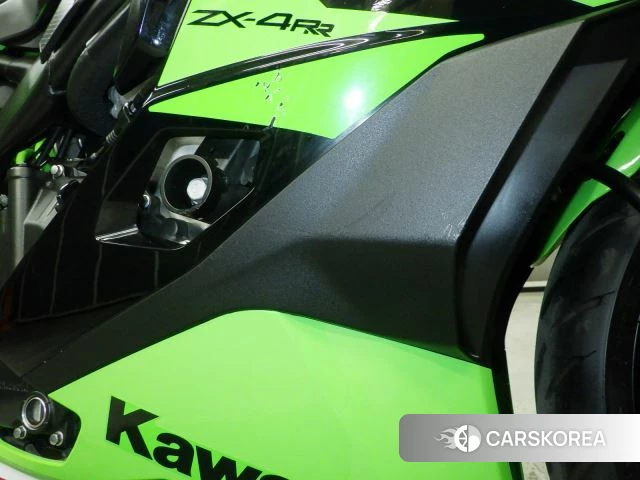 Проданный Kawasaki ZX-4RR 2023 из Японии, фото 4