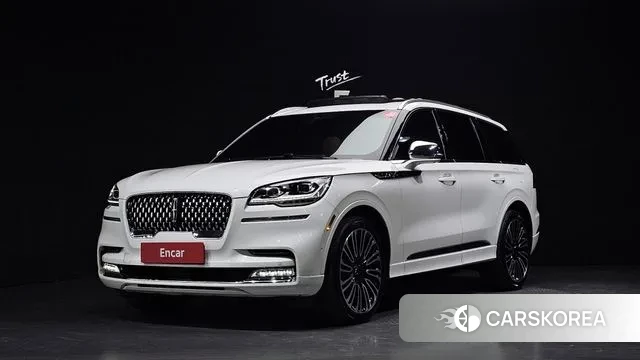 Lincoln Aviator 2nd generation 2021 Белый из Кореи