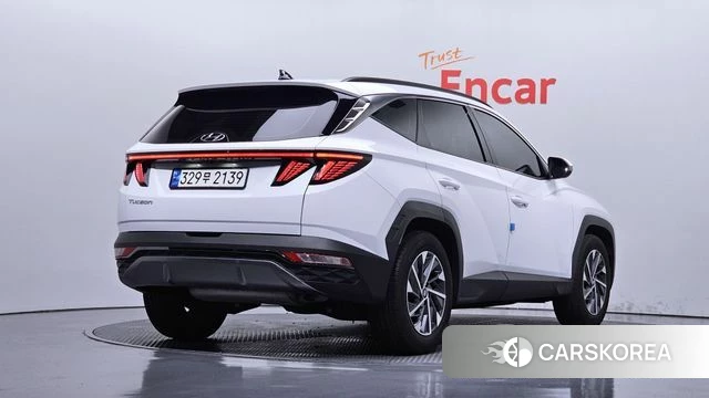 Hyundai Tucson Hybrid (NX4) 2023 Белый из Кореи