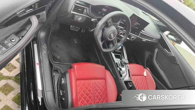 Audi S4 2024 Черный из Китая