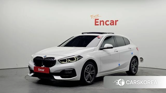 BMW 1 Series (F40) 2021 Белый из Кореи