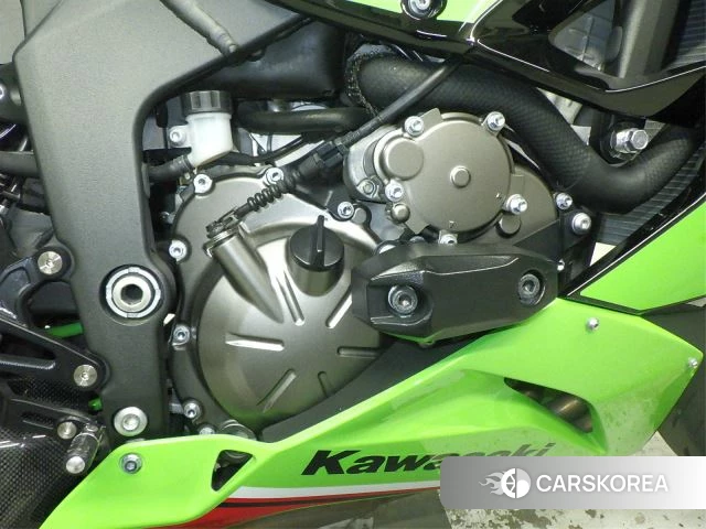 Engine photo