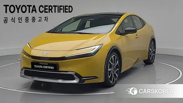 Toyota Prius 5th Generation 2023 Желтый из Кореи