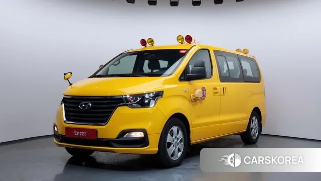 Hyundai The New Grand Starex 2019 Желтый из Кореи