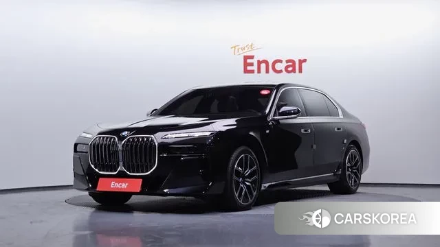 BMW 7 Series (G70) 2024 Черный из Кореи