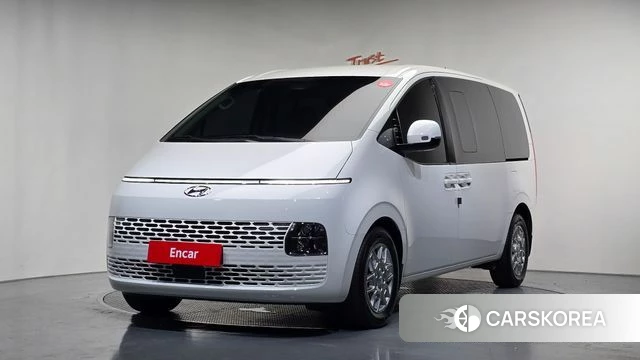 Hyundai Staria 2023 Белый из Кореи