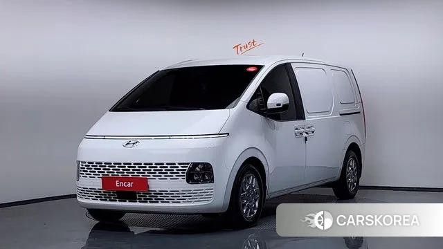 Hyundai Staria 2022 Белый из Кореи