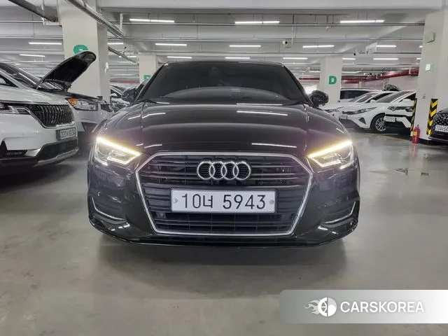 Audi New A3 2018 Черный из Кореи
