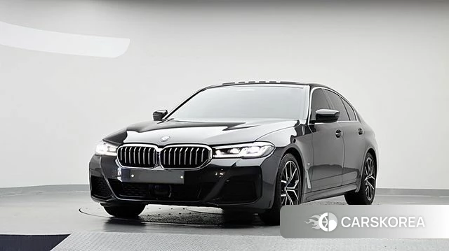 BMW 5 Series (G30) 2021 Черный из Кореи