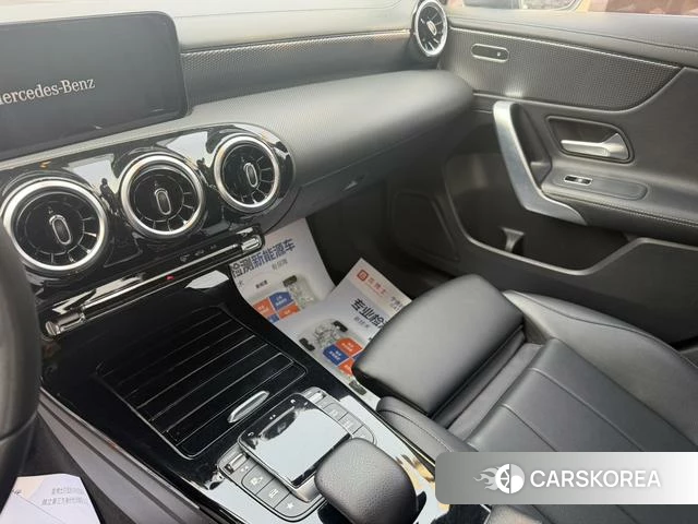Mercedes-Benz Class A 2021 Черный из Китая