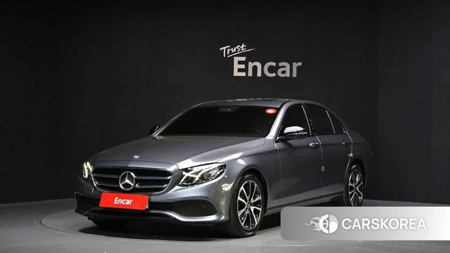 Mercedes-Benz E-Class W213 2020 Серый из Кореи