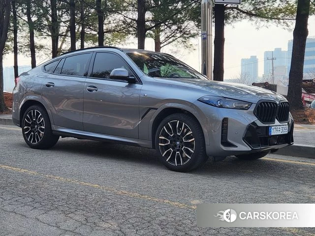 BMW X6 (G06) 2025 Серебристо-серый из Кореи