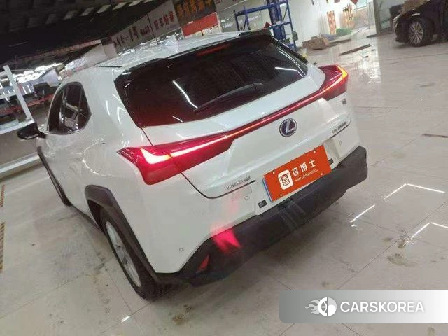 Lexus UX 2021 Белый из Китая