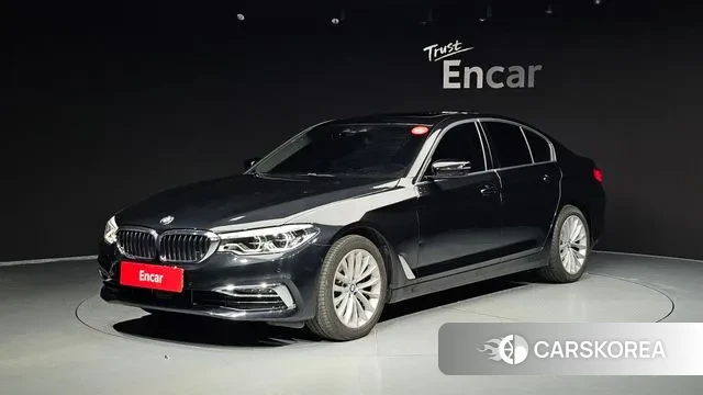 BMW 5 Series (G30) 2020 Черный из Кореи