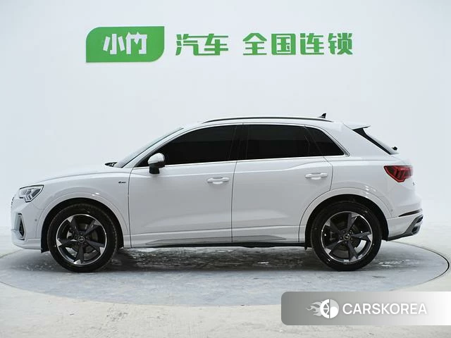 Audi Q3 2022 Белый из Китая