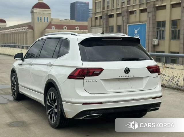 Volkswagen Tiguan L 2021 Белый из Китая