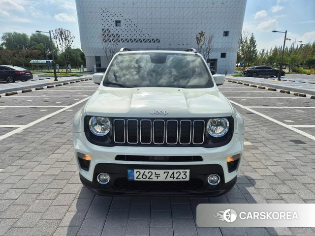 Jeep Renegade 2021 Белый из Кореи