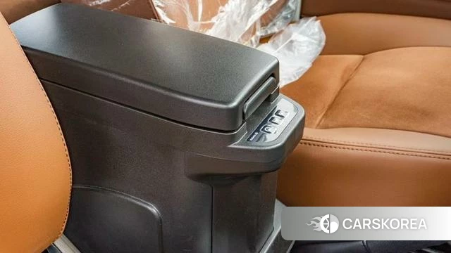 Toyota Land Cruiser 70 Series 2025 Желтый из Китая